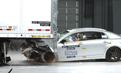 Government Goes Easy On Tractor Trailer Safety Regulations