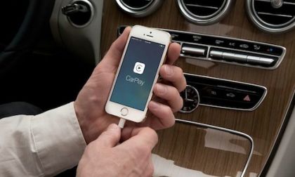 Apple’s new CarPlay debuts in new 2015 Mercedes-Benz C-Class