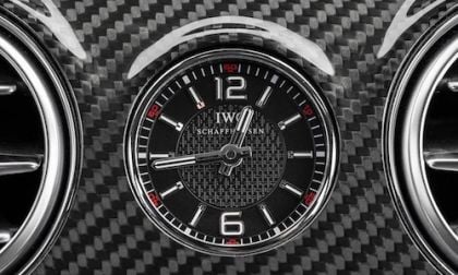 Three easy tips to help change the time on your Mercedes clock