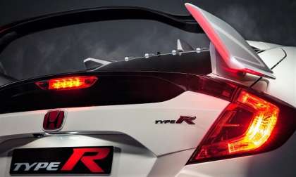 2017_Civic_Type_R_Euro