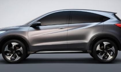 2015_Honda_HR-V_Silver