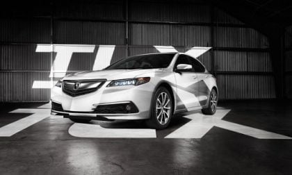 2015_Acura_TLX_white_pearl
