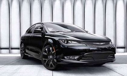 2015_Chrysler_200_S