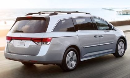 2015_Honda_Odyssey_Touring_Elite