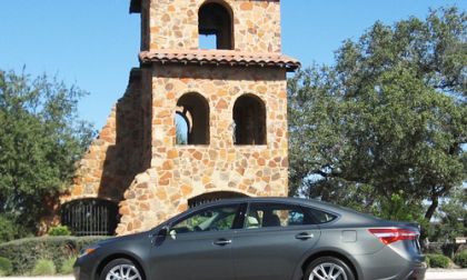 2013 Toyota Avalon. Photo © 2012 by Don Bain