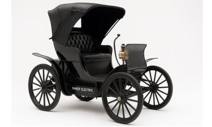 1912 Baker Electric Victoria, old batteries…