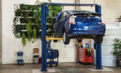 2007 Toyota Prius on vehicle lift 