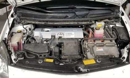 2010 Toyota Prius Engine bay 