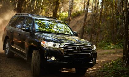 Image of 2016 Land Cruiser courtesy of Toyota