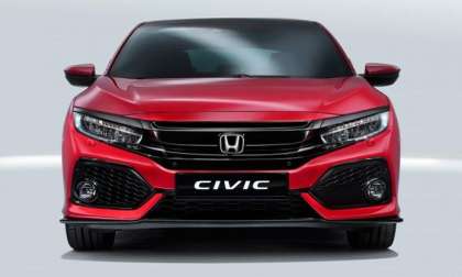 2017_Honda_Civic_Hatchback