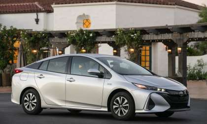 Toyota Prius Prime Lifetime Silver How Long Does The Battery Last
