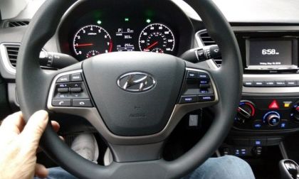 2018_Hyundai_Accent_Dash