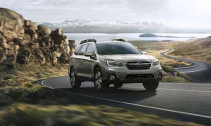 2018 Subaru Outback, 2018 Subaru Legacy, 6-speed manual transmission option