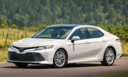 2018 Camry XLE V6 Driver's Side