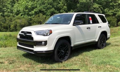 2019 Toyota 4Runner Limited Nightshade Edition Blizzard Pearl Front View