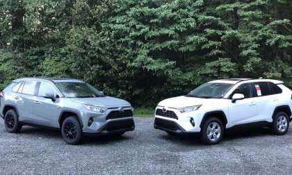 2019 Toyota RAV4 XLE AWD in Lunar Rock with XP Trail package