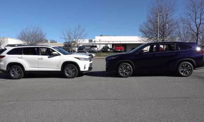2019 Toyota Highlander XLE Blizzard Pearl profile view and 2020 Toyota Highlander XLE Blueprint profile view