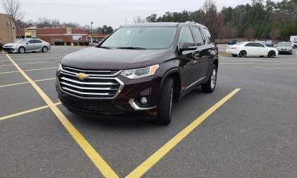 2020 Chevrolet Traverse AWD High Country Front Full View