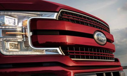 2020 Ford F-150 headlights