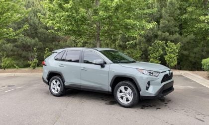 2020 RAV4 XLE Hybrid Lunar Rock profile and front end