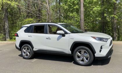 2021 Toyota RAV4 Limited Hybrid Blizzard Pearl profile view