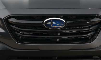 2020 Subaru Outback, Subaru Outback safety, headlights, IIHS, safety ratings, safest SUVs