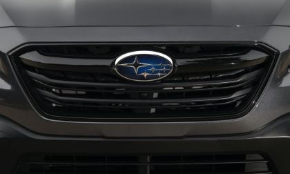 2020 Subaru Outback, 2020 Subaru Crosstrek