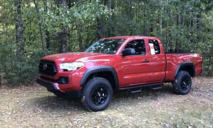 2020 Toyota Tacoma Access Cab 4x4 Barcelona Red profile view