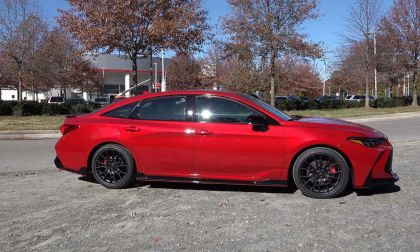 2020 Toyota Avalon TRD Supersonic Red profile view