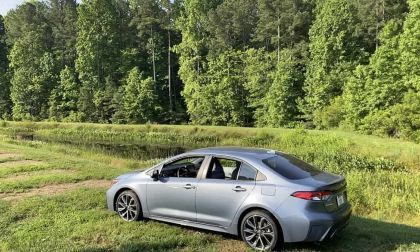 2020 Toyota Corolla SE Celestite Color profile view 2021 Toyota Corolla Changes