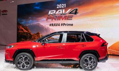2021 Toyota RAV4 Prime XSE Supersonic Red profile view