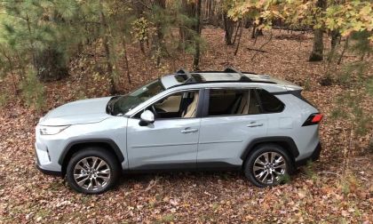 2020 Toyota RAV4 XLE Premium Lunar Rock profile
