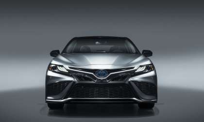 2021 Toyota Camry XSE Hybrid front end front grille