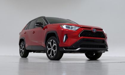 2021 Toyota RAV4 Prime XSE Supersonic Red color front end