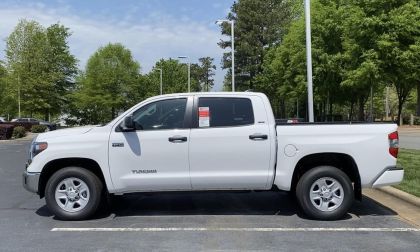 2021 Toyota Tundra Double Cab Super White profile view