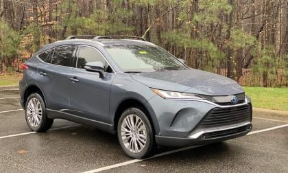 2021 Toyota Venza Limited Coastal Gray profile view front end
