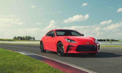 2022 Toyota GR86 Track bRED color profile front end