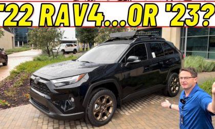 2023 Toyota RAV4 Hybrid Woodland Edition Midnight Black front end