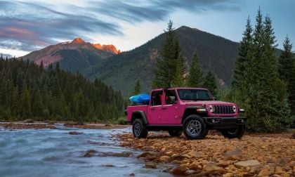 2024 Jeep Gladiator in Tuscadero Pink