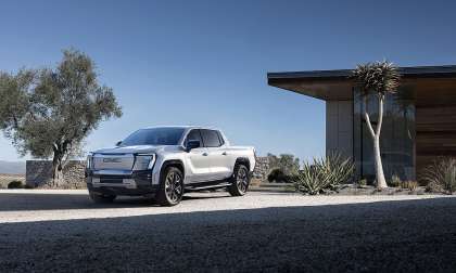 2025 GMC Sierra EV