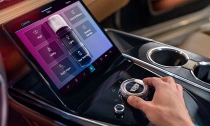 2025 Cadillac Escalade IQ Console