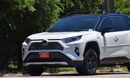 Consumer Reports Selects These Hybrids Under $35,000