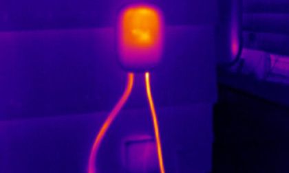 Thermal image of an EV charger
