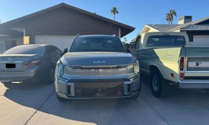 I Never Thought I'd Use My Kia EV9's Self-Parking Feature, But After I Did These Pics Don't Even Do Justice To The Tight Spot I Encountered And How My Kia Handled It