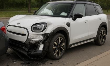 Mini Countryman EV with crash damage