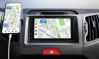 Toyota Owners Refuse Navigation Subscription Service and Use Free Navigation Instead