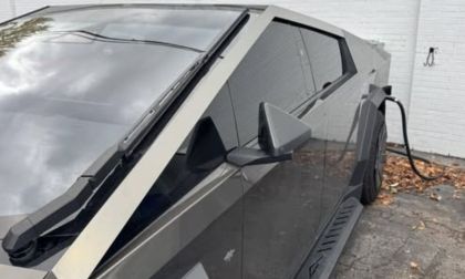 No Happy, Took My Cybertruck For The Recall And Now I have a Bi-Color Truck