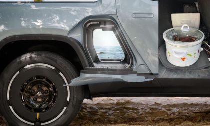 Rivian R1T gear tunnel with crockpot