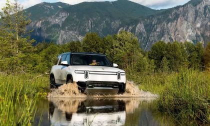 I Just Picked Up My 2023 Quad Rivian R1S and Love It but If You’re 5’1 Like Me You’ll Want Running Boards