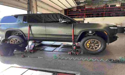 Rivian R1S